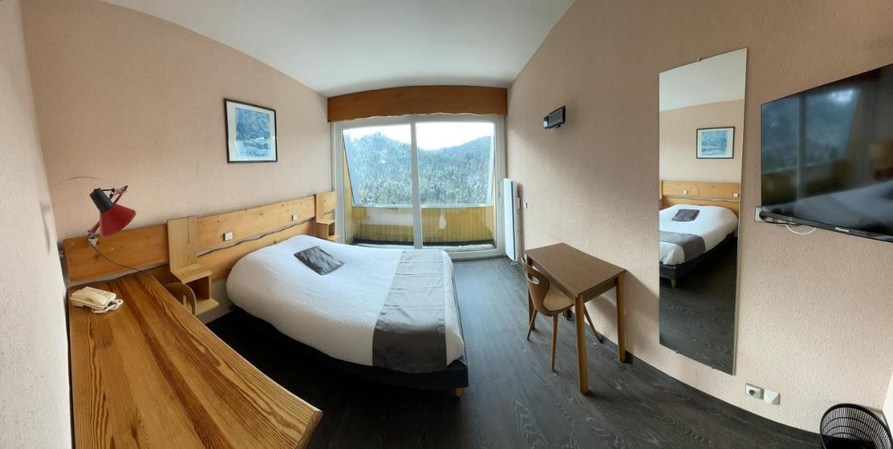 Logis De La Grande Cascade Hotel Le Tholy Buitenkant foto
