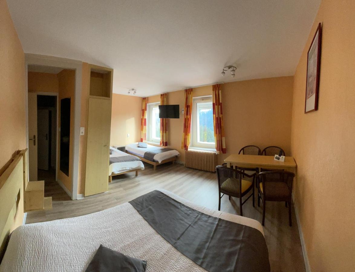 Logis De La Grande Cascade Hotel Le Tholy Buitenkant foto